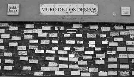 MURO DE LOS DESEOS